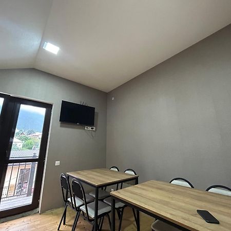 Aldema Hotell Kazbegi Exteriör bild
